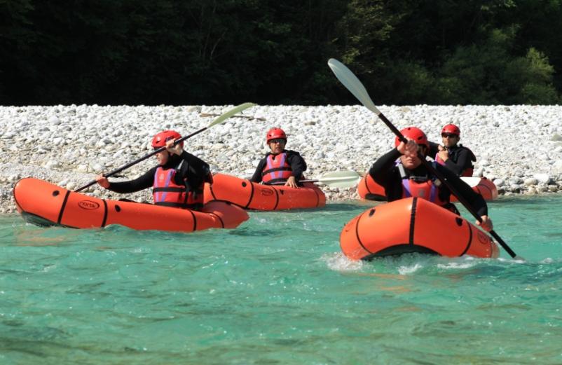  Packrafting za začetnike na reki Soči