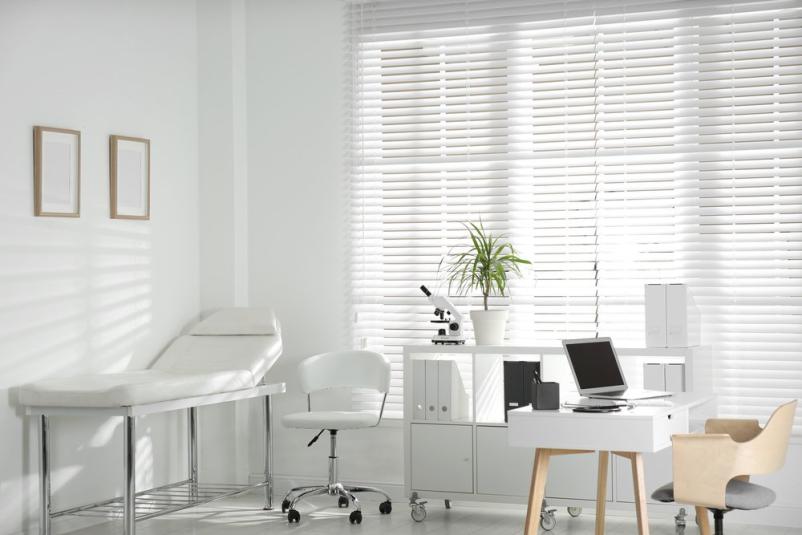 Notranja okenska senčila