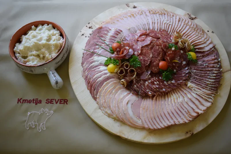 Prodaja domače tunke 