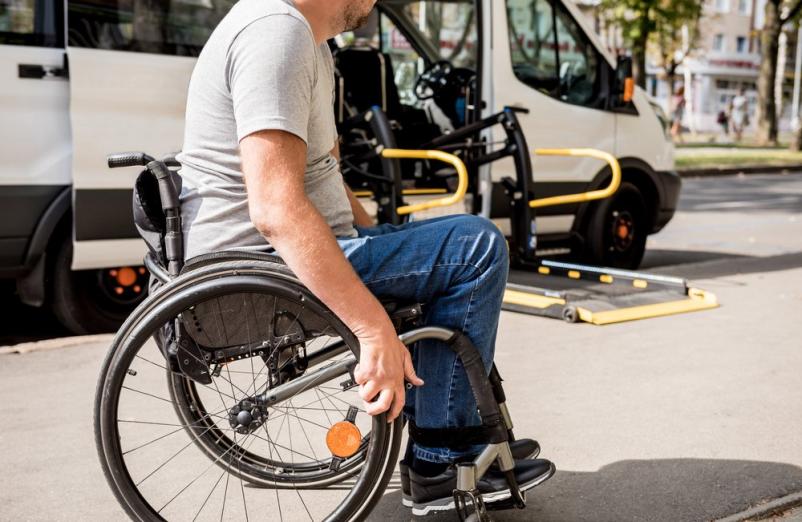 Dvigala za gibalno ovirane Maribor