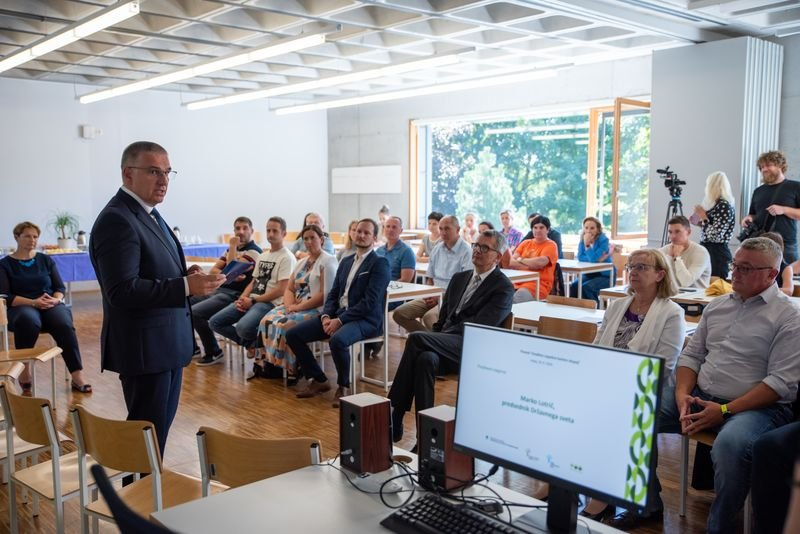 Kreativno okolje v srednji šoli Kranj