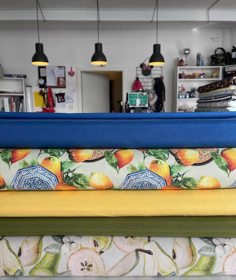 Kvalitetno blago na meter Koper, Obala