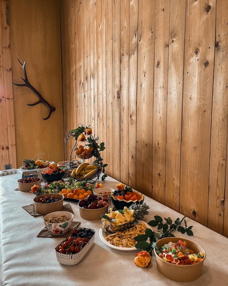 Če vas zanima najem prostora za poroko ali drug dogodek, ste na pravem mestu!