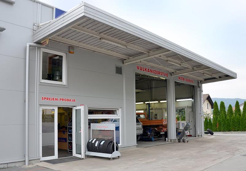 Rezervni deli za vsa vozila in pnevmatike za vsa vozila Osrednja Slovenija