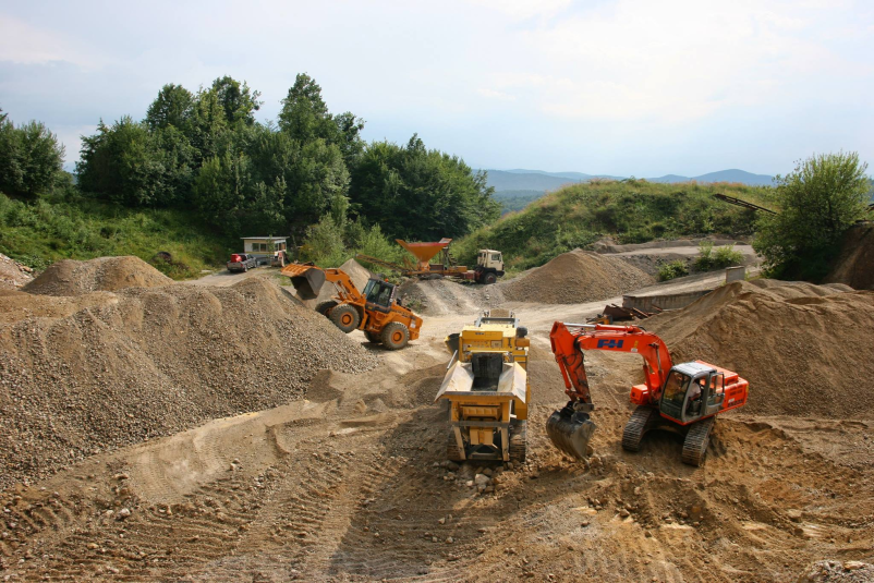 Dobre storitve s težko gradbeno mehanizacijo Novo mesto 