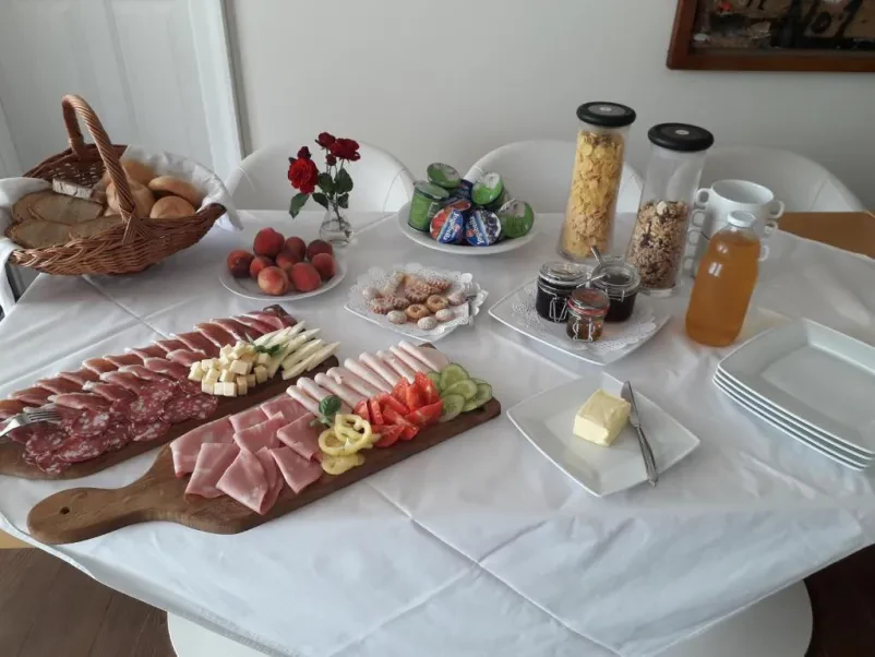 Nočitev z zajtrkom Bizeljsko