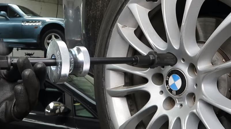 Ugodna oprema za avtoservise Ljubljana