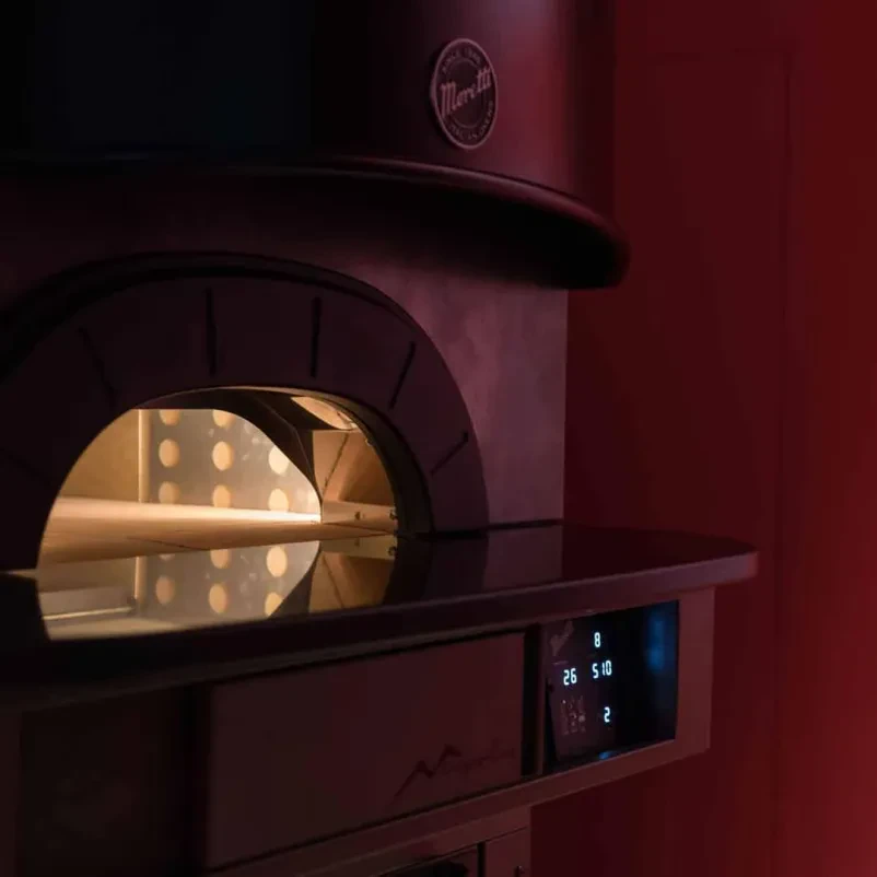 profesionalna pizza peč