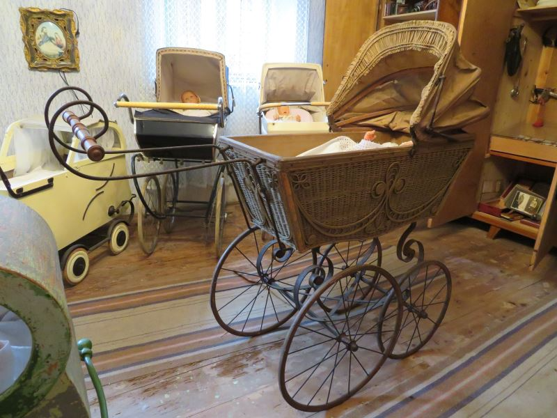 Predmeti iz razstave v muzeju Šenčur