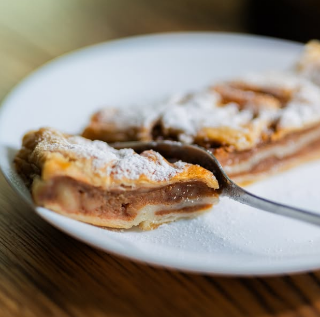 Vabljeni na dobro pico iz krušne peči