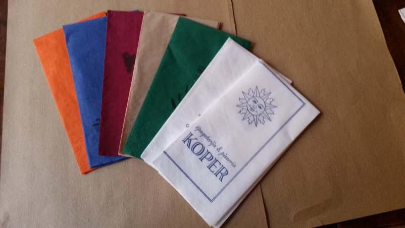 Papirnata galanterija z logotipom