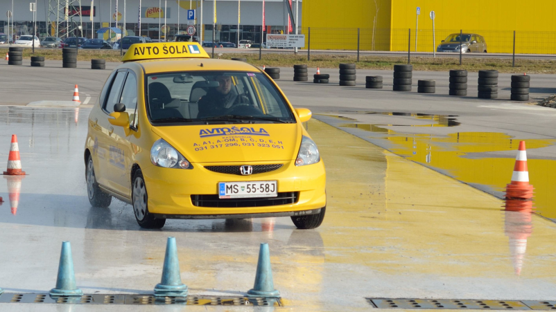 Avto šola v Pomorju