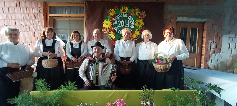 Gledališka zasedba društva