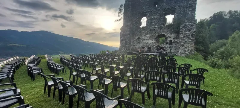 Ogled gradu v Dravogradu