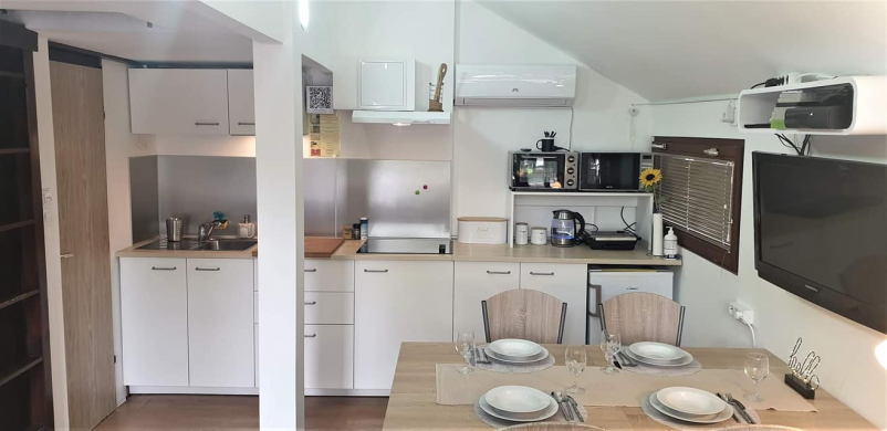 Hiška Čatež ob Savi