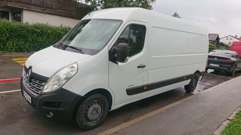 Ugoden najem kombijev