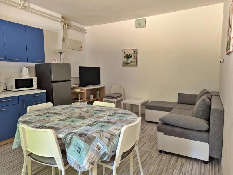 Najem apartmaja Luna Osp, Črni Kal