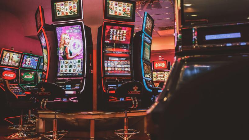 Vabljeni v casino, hotel in restavracijo VENKO