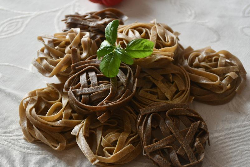 Testenine in domači piškoti Vrhnika