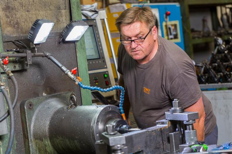 Herstellung komplexer Maschinenteile nach Maß Deutschland