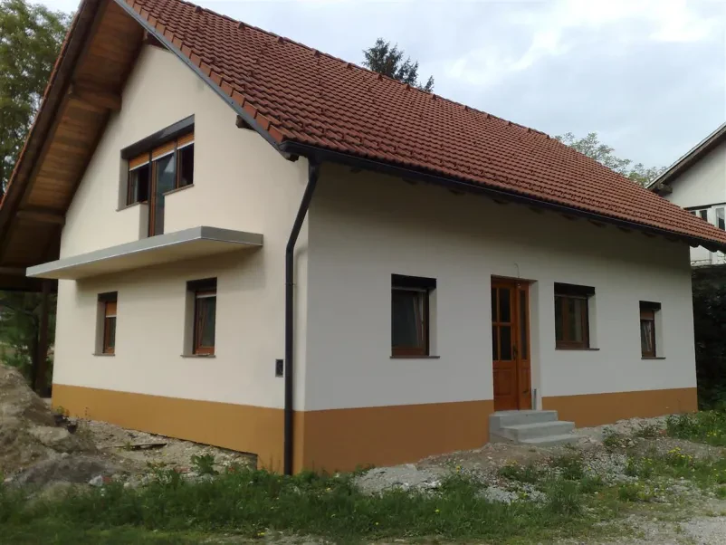 Nova fasada Dolenjska