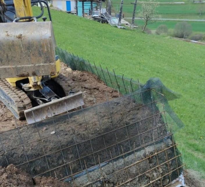 V sklopu gradbenih in obrtniških del v Sloveniji kvalitetno izdelamo škarpo!