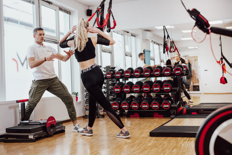 Ugoden osebni fitnes trener