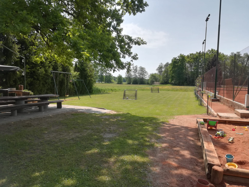 Piknik prostor Ljubljana Šmartno