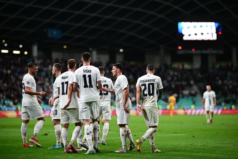 Nogometna zveza Slovenije je glavno združenje slovenskih nogometnih klubov