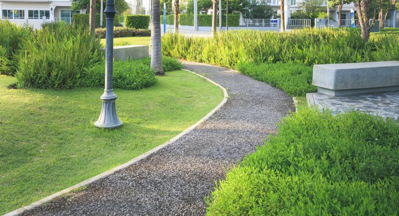 Ugodno urejanje okolice v Logatcu