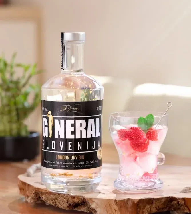 butični gin