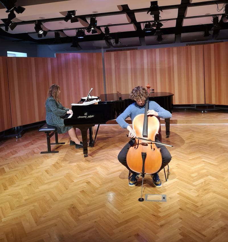 Glasbena šola, ki v Šentjurju nudi kvalitetno glasbeno izobrazbo za otroke