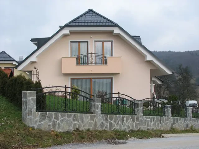 Ugodna izdelava lesenih oken Slovenija