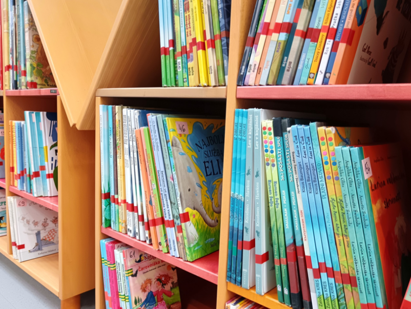 Knjižnična izposoja Brežice