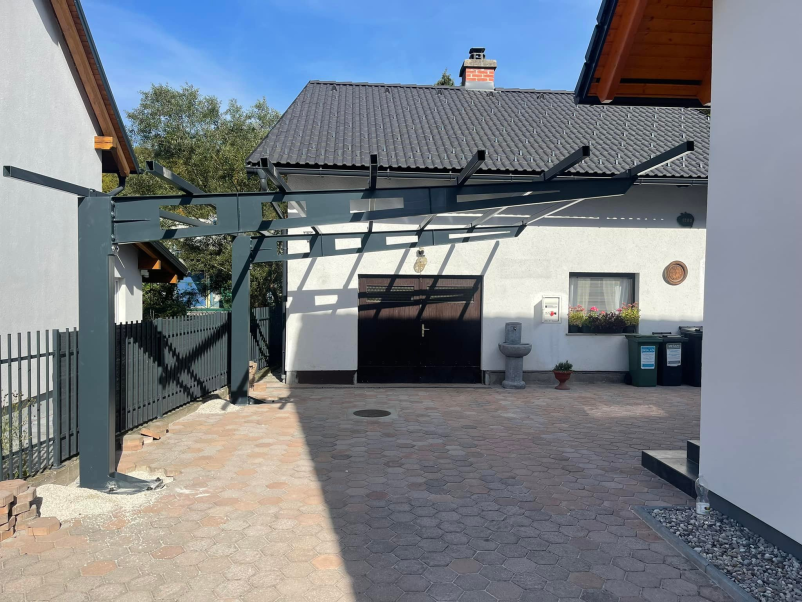 Kvalitetni kovinski nadstreški Koroška