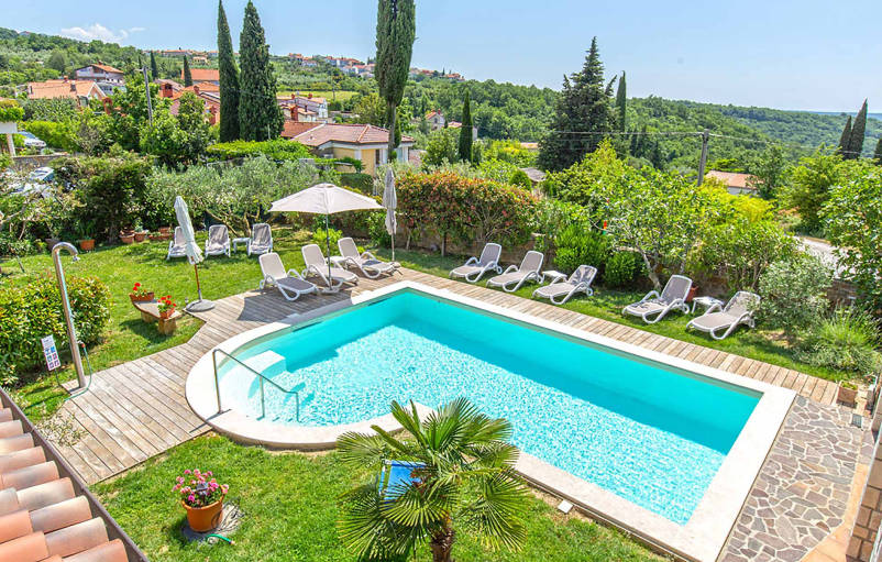 Najem apartmaja z bazenom Izola