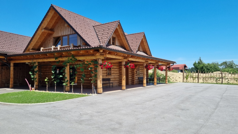 Ugoden prostor za zaključene družbe Križevci pri Ljutomeru