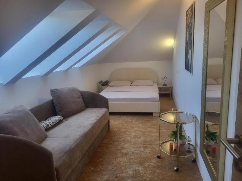 Oddaja sob Višnja Gora