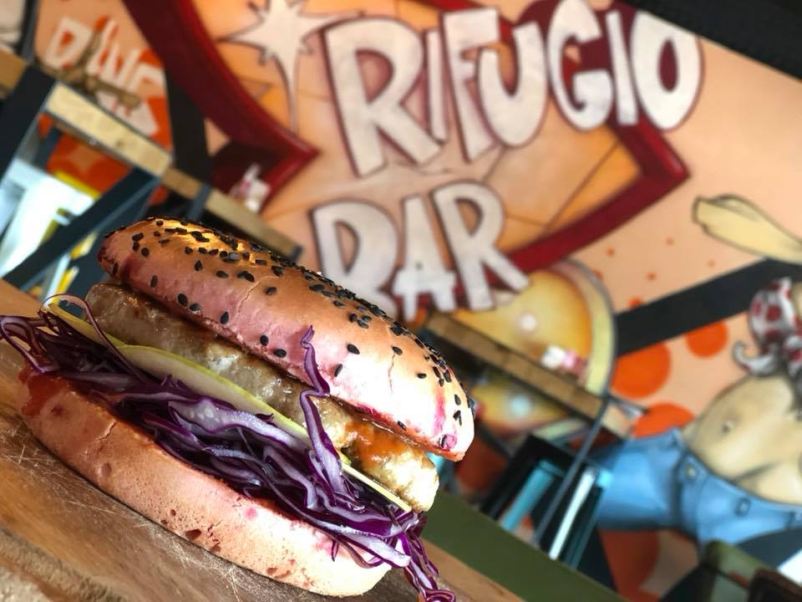 Odličen bar s hrano Koper