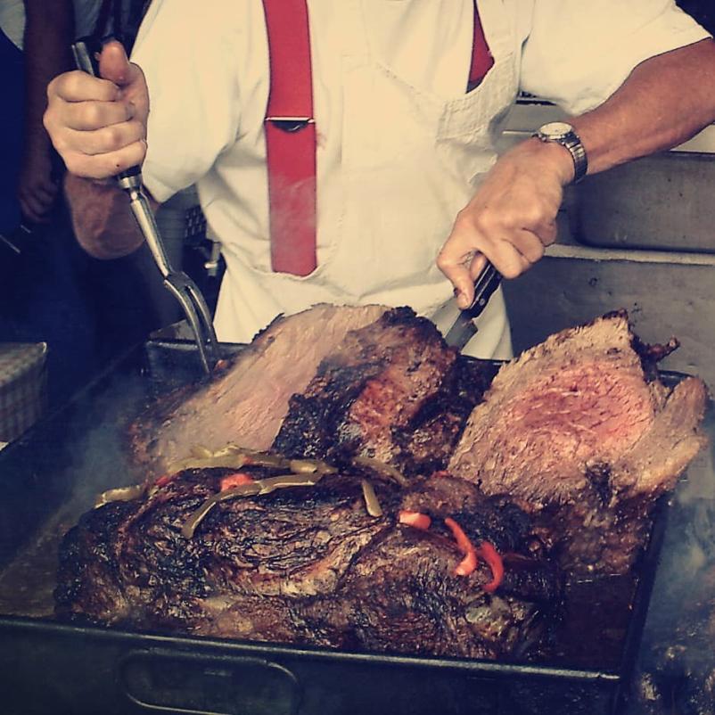 Pečen odojek Metlika