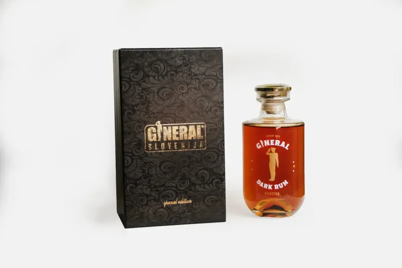 Premium domači rum Slovenija