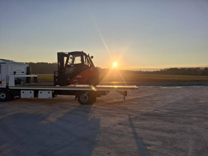 Prodaja viličarjev v Sloveniji