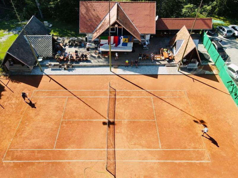 Rezervacija tenis igrišč Kranjska Gora Gorenjska