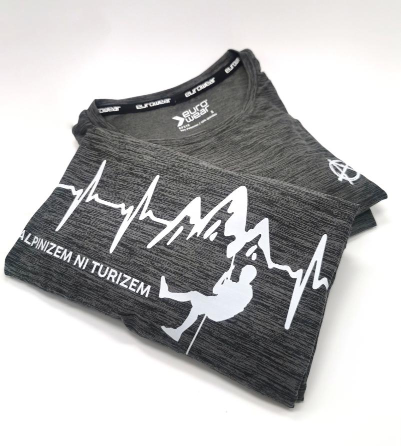 Ugoden tisk na majice Notranjska