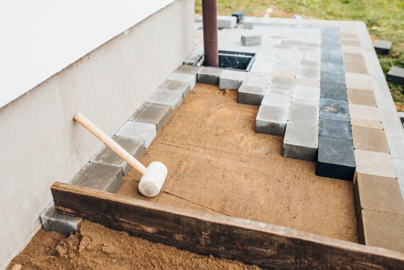 Kvalitetno tlakovanje dvorišč Ljubljana