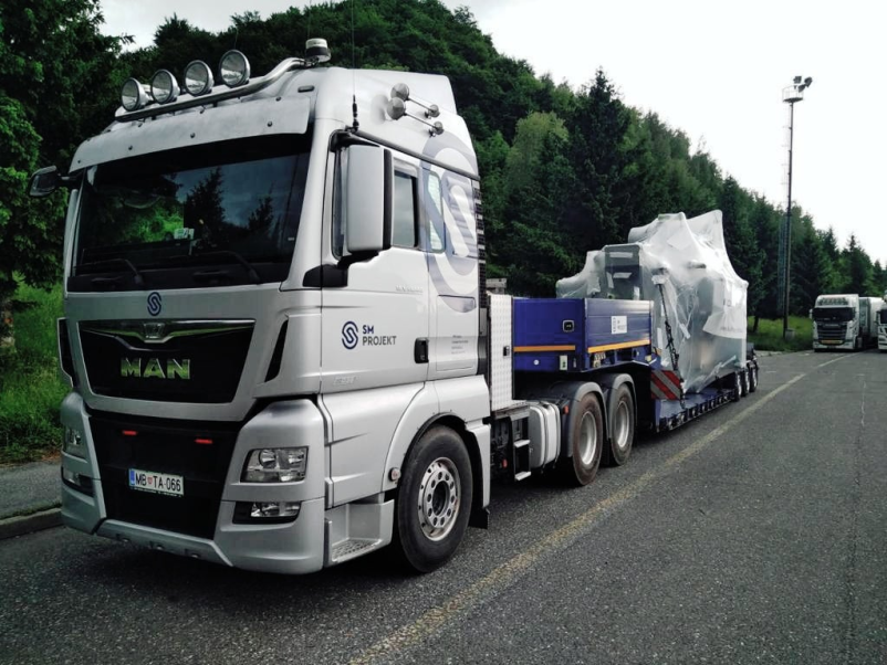 Transporting industrial machines in Slovenia and abroad