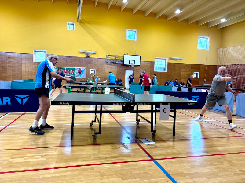 Vpis v namiznoteniški klub