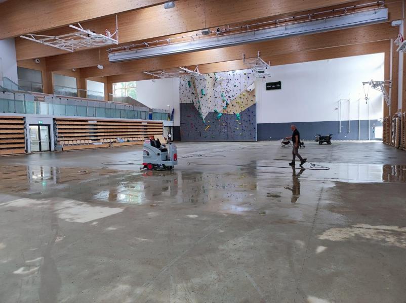 Čiščenje poslovnih prostorov