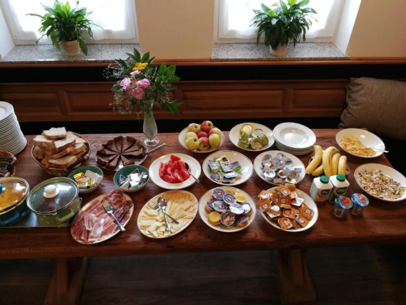 Gostilna v Gostišču Macesen