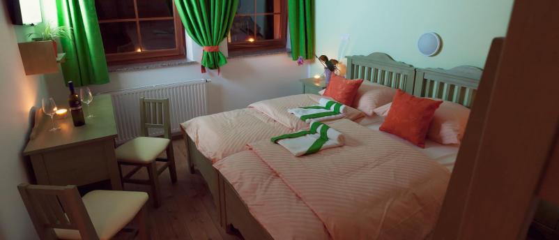 Sobe v Gostišču Macesen